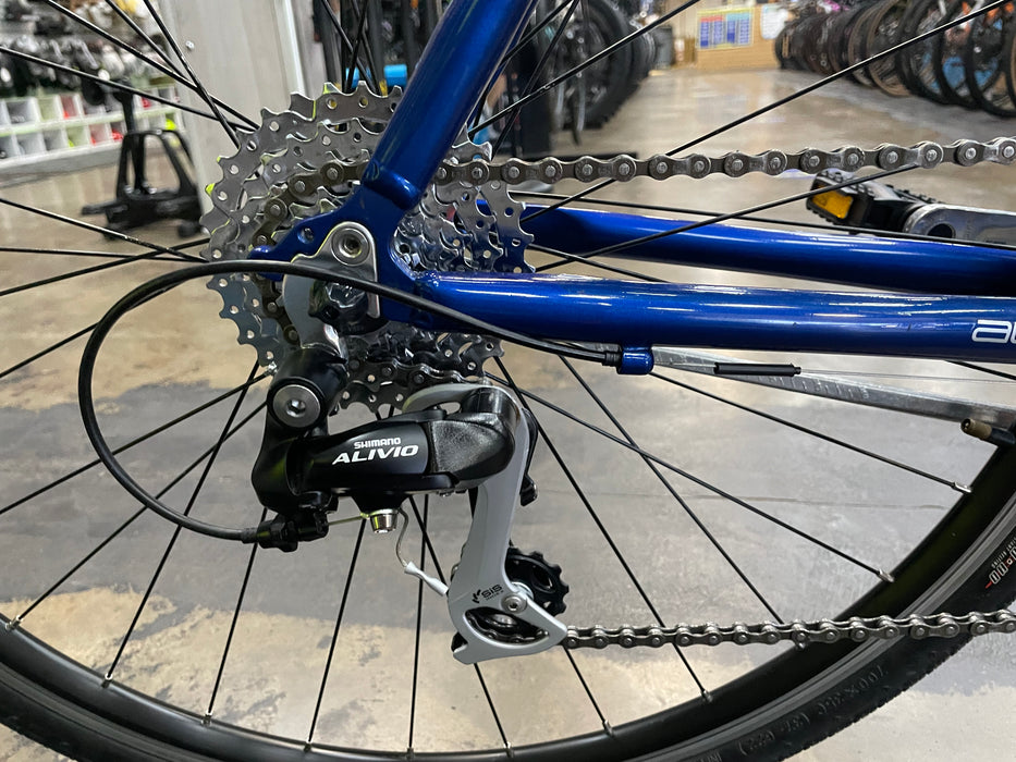 Trek FX 7.2 Shimano Alivio Blue - USED