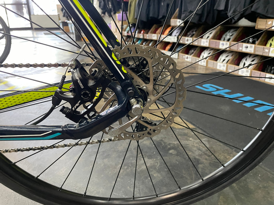 Liv Avail 1 Disc Shimano 105 11 Speed - Dark Blue USED