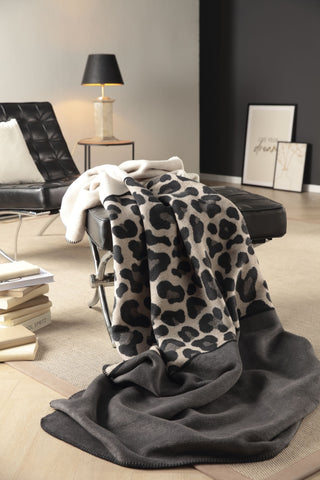 Biederlack Jacquard-Wohndecke Leopard 150x200cm