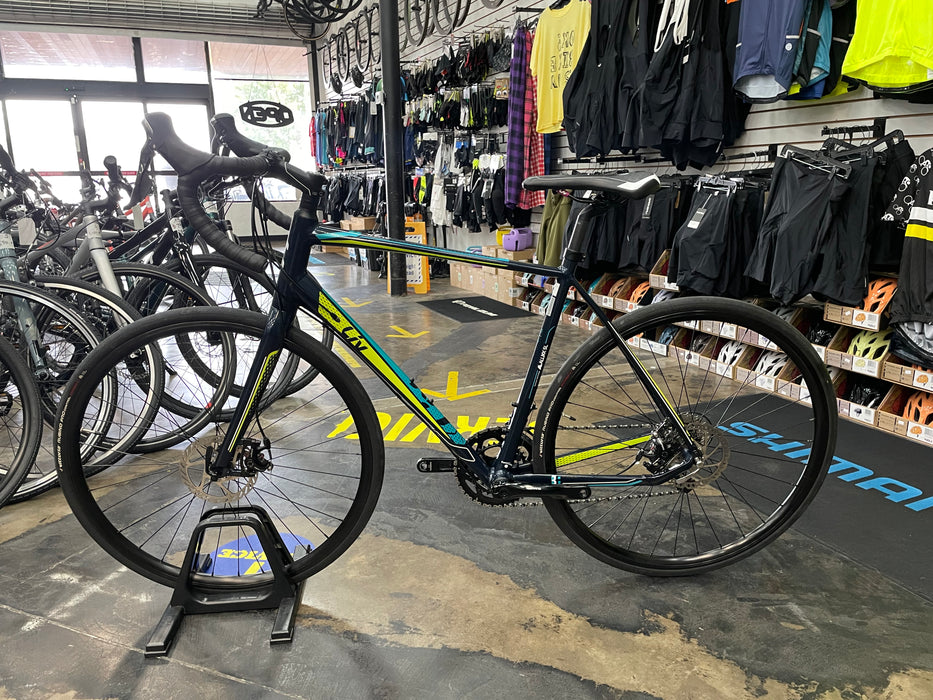 Liv Avail 1 Disc Shimano 105 11 Speed - Dark Blue USED