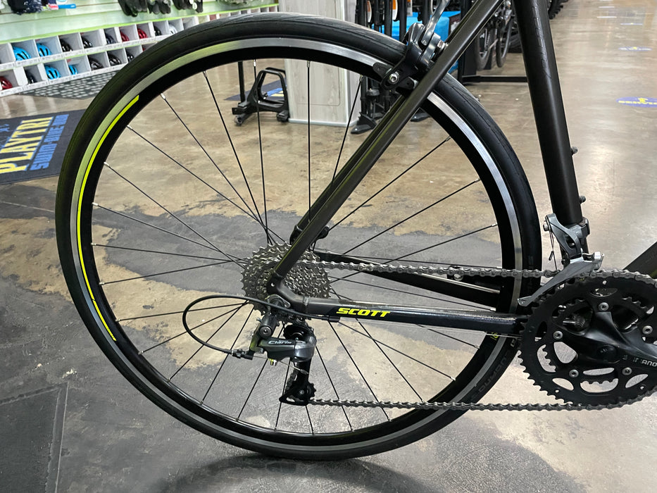 SCOTT Speedster 40 Shimano Claris 8 Speed Black/Green - Demo