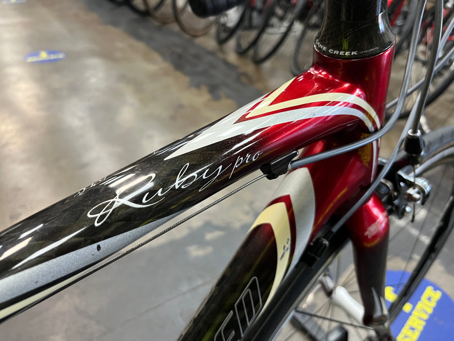 Specialized Ruby Pro Shimano Dura Ace 10 Speed - Carbon/Red USED