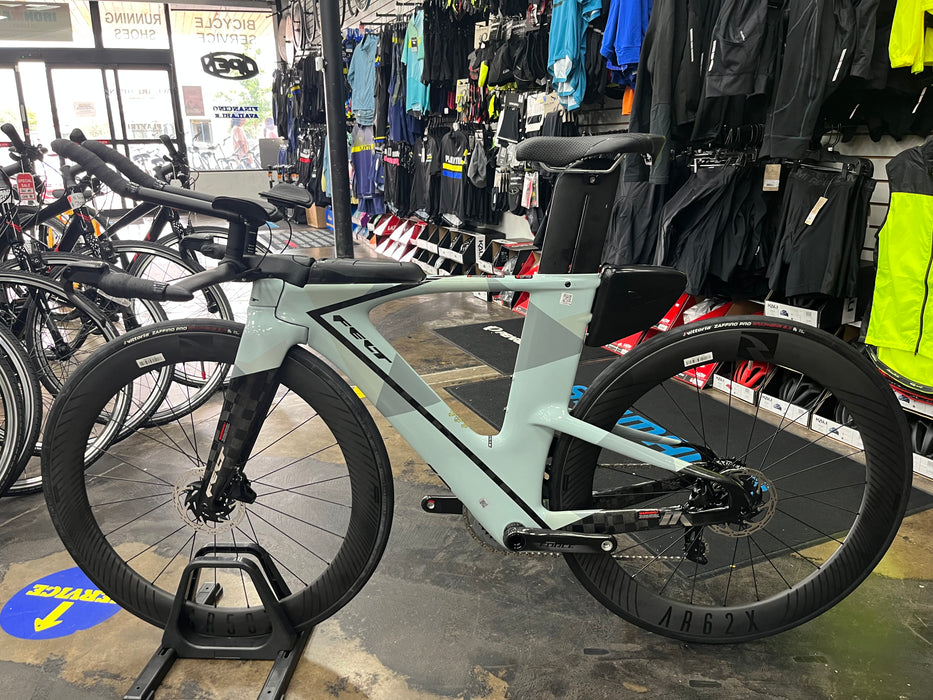 Felt IA Advanced SRAM Force AXS - Reynolds AR 58/62x Wheels - Desert Geo