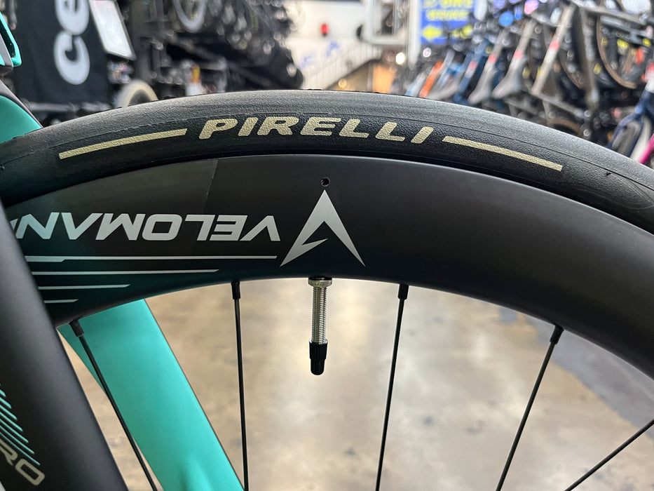 Bianchi Oltre Pro Shimano Ultegra Di2 12 Speed