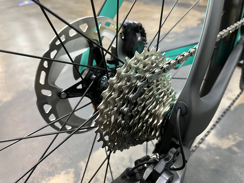 Bianchi Oltre Pro Shimano Ultegra Di2 12 Speed