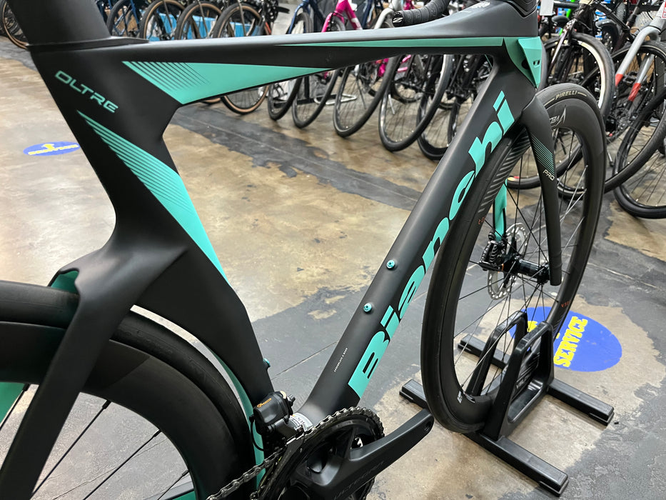 Bianchi Oltre Pro Shimano Ultegra Di2 12 Speed