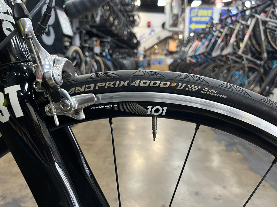 Cervelo R3 SL Shimano Dura Ace 10 Speed - Black/White USED