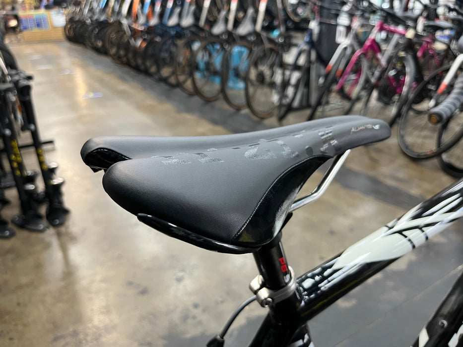 Cervelo R3 SL Shimano Dura Ace 10 Speed - Black/White USED
