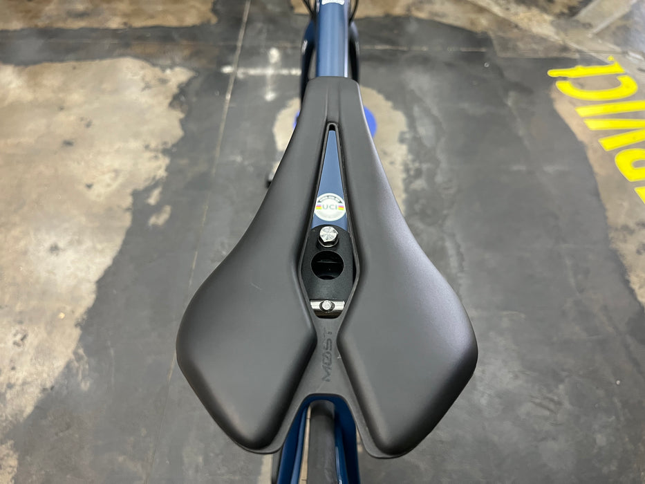 Pinarello Paris Shimano 105 11 Speed - Blue Steel DEMO
