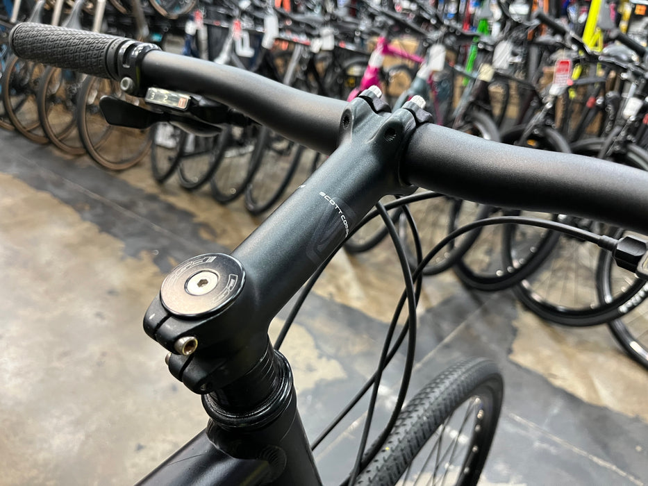 Raleigh Misceo 2.0 Hybrid Bike Shimano Acera 8 Speed - Black USED