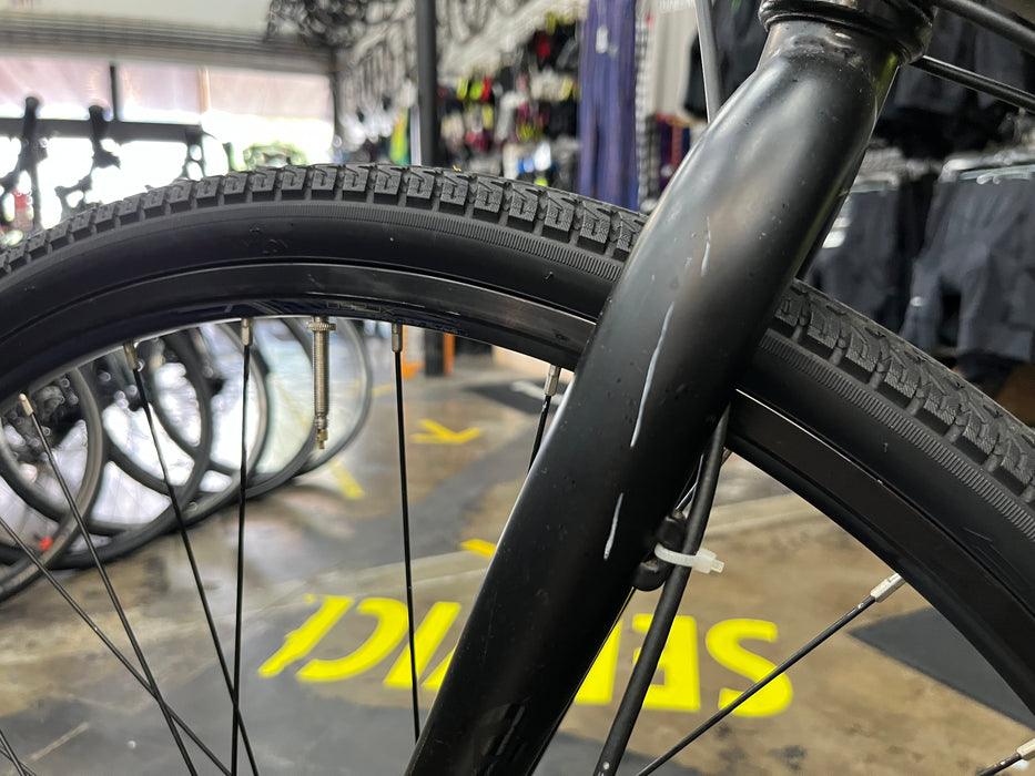 Raleigh Misceo 2.0 Hybrid Bike Shimano Acera 8 Speed - Black USED