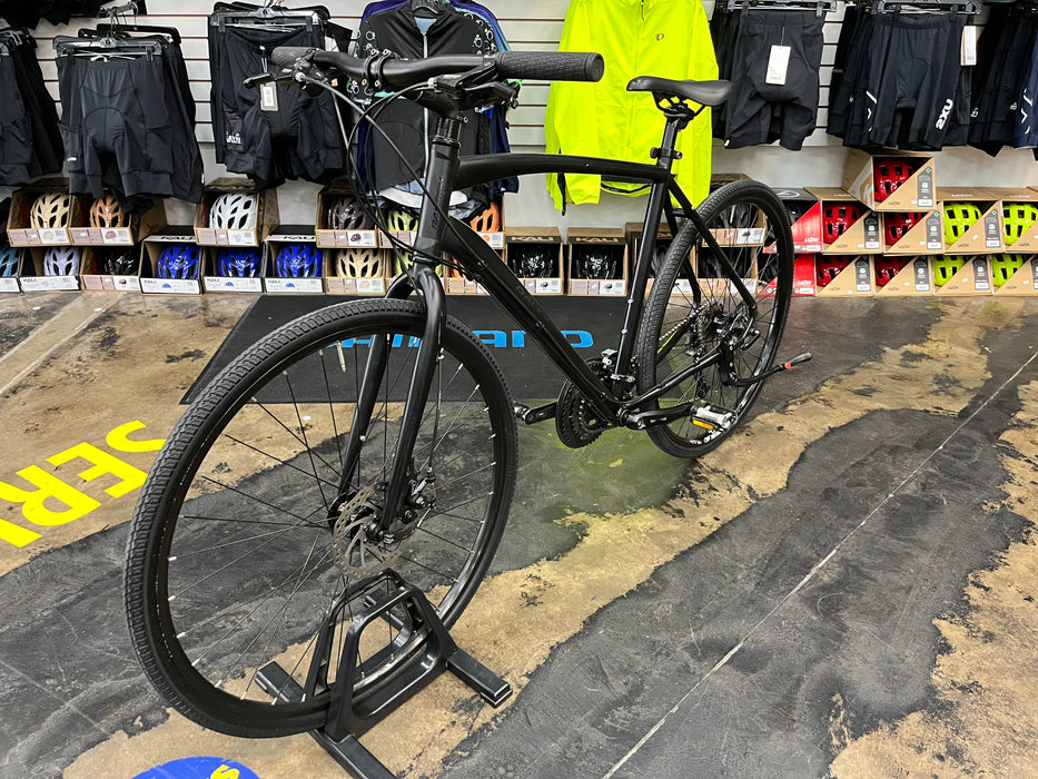 Raleigh Misceo 2.0 Hybrid Bike Shimano Acera 8 Speed - Black USED