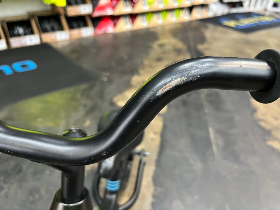 Batch Balance Bike - Black DEMO