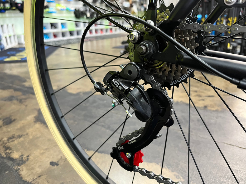 Retrospec Beaumont City Bike - 7 Speed - Matte Black DEMO
