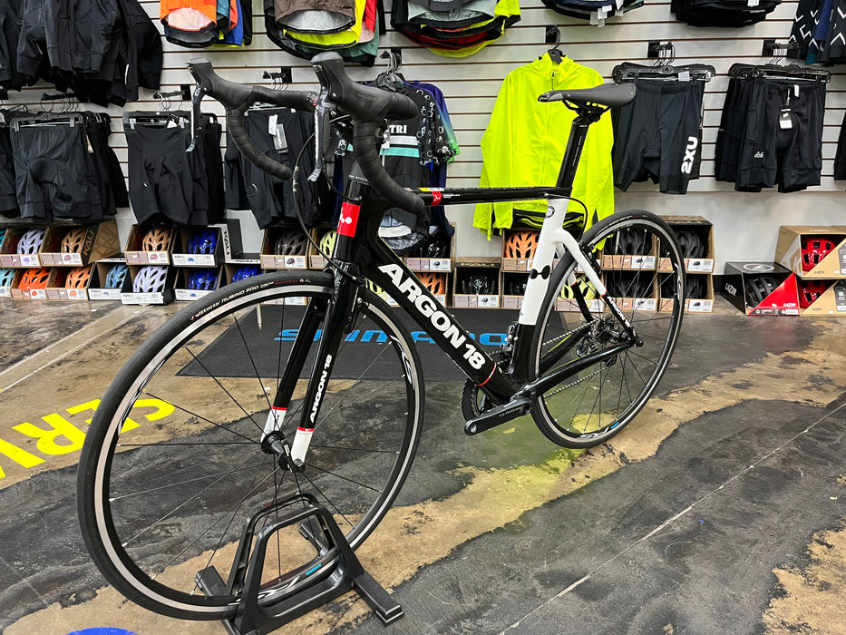 Argon 18 Nitrogen Rim Shimano Ultegra Di2 11 Speed - Black/White DEMO