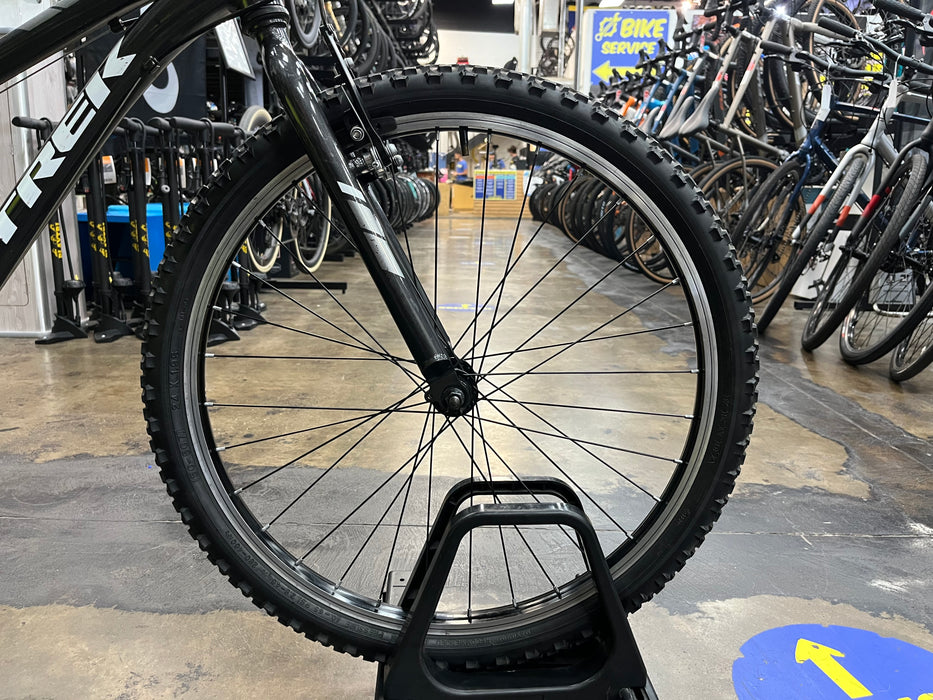 Trek Precaliber 24" Shimano Tourney 7 Speed - Metallic Black USED