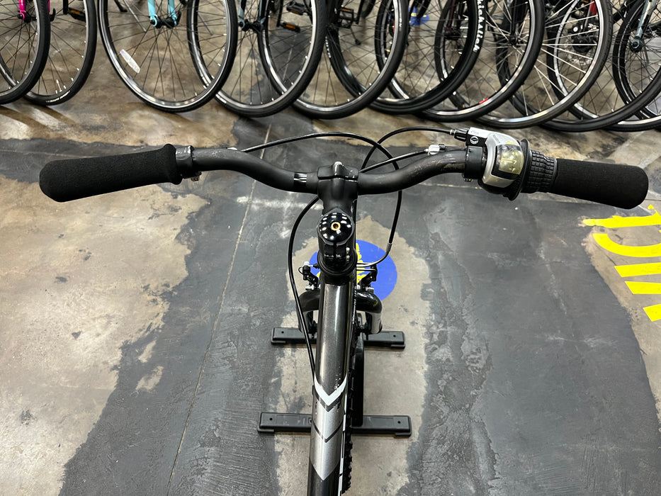 Trek Precaliber 24" Shimano Tourney 7 Speed - Metallic Black USED
