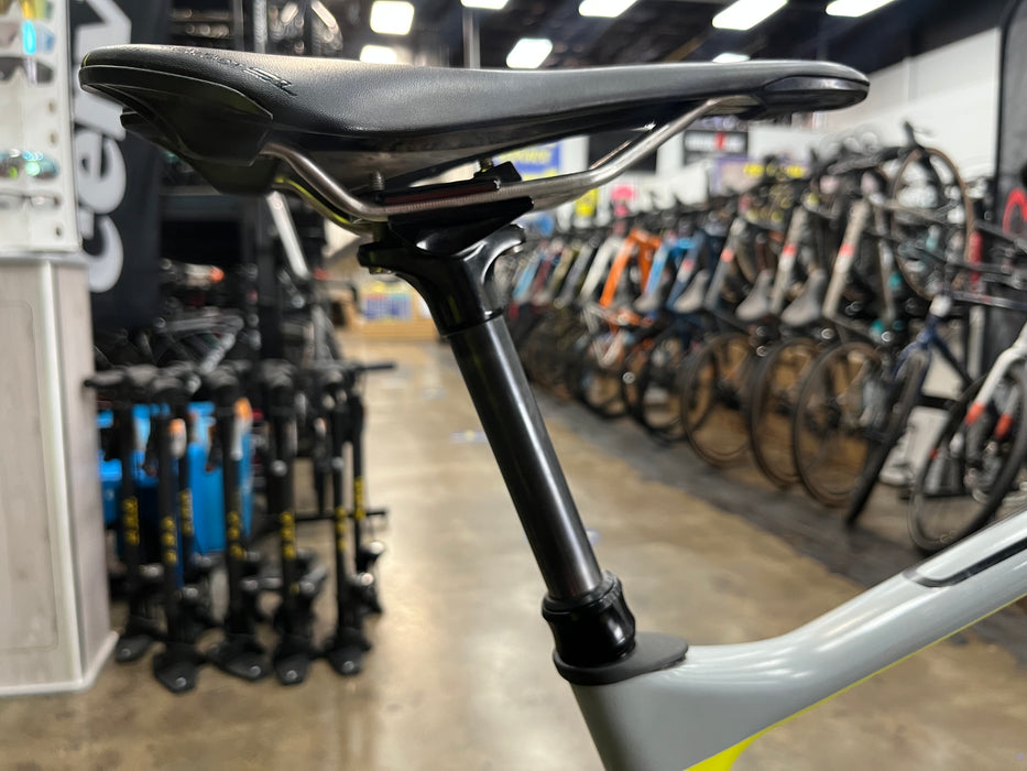 Giant XTC Advanced 27.5+ Single Speed - Grey USED