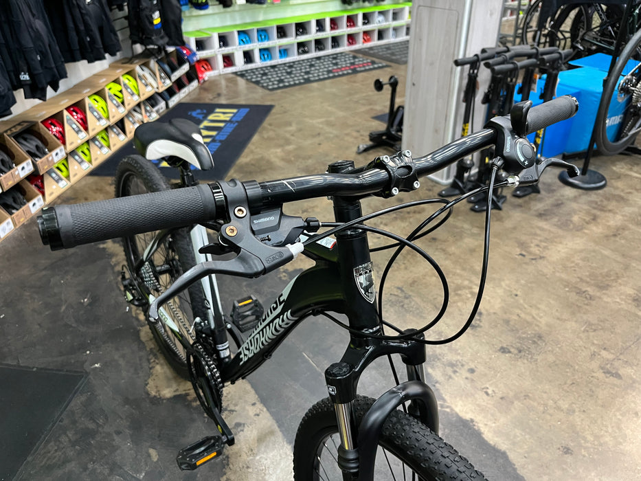 Iron Horse Yakuza 5.1 Mountain Bike Shimano Tourney 7 Speed - Black/Silver USED