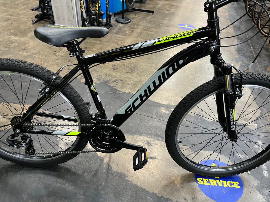 Schwinn Ranger Mountain Bike Shimano Tourney 7 Speed - Black/Grey/Green USED