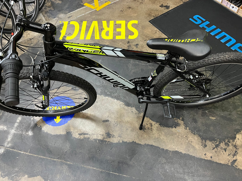 Schwinn Ranger Mountain Bike Shimano Tourney 7 Speed - Black/Grey/Green USED