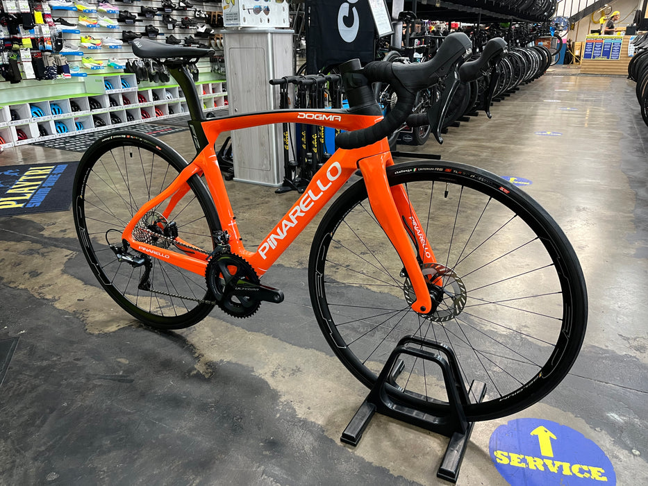 Pinarello Dogma F12 Disk Shimano Ultegra 11 Speed - Venus Orange USED