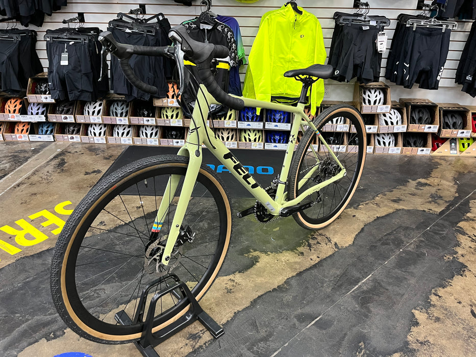 Felt Broam 30 Shimano GRX 10 Speed - Sage Mist DEMO