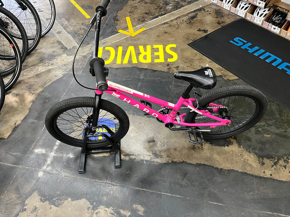 Haro Shredder Girls 20 - USED Pink