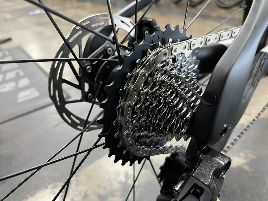 Felt IA FRD 2.0 SRAM Force D1 eTap AXS 1X Powermeter ZIPP 404/808 Firecrest Wheels