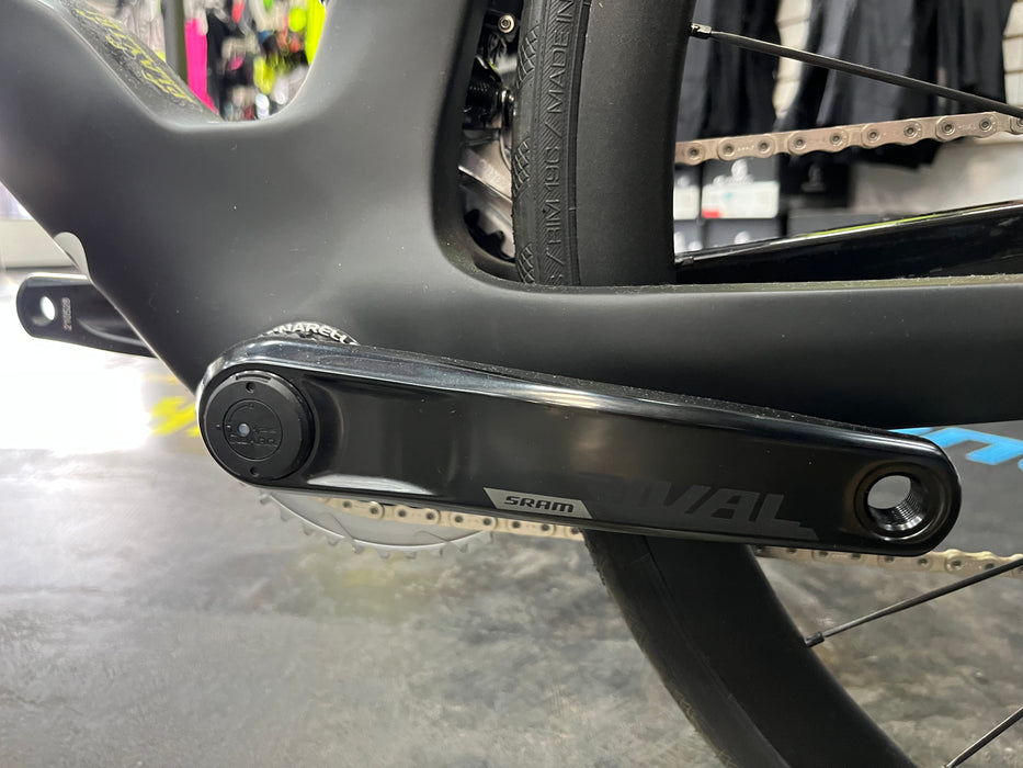 Pinarello Dogma F Disc SRAM Rival eTap AXS - Power Meter - DT Swiss P1800 Spline