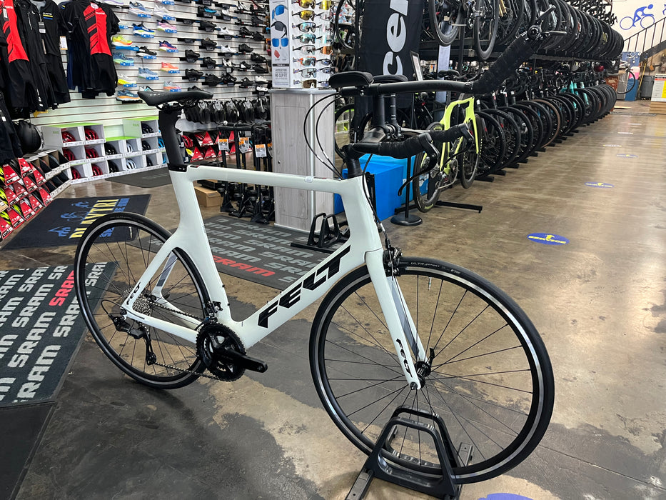 Felt B Performance Shimano 105