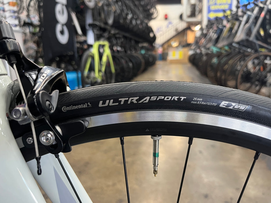 Felt B Performance Shimano 105