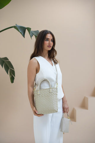 Handed by Tasche Little Grace pale grey