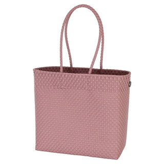 Handed By Shopper Solo