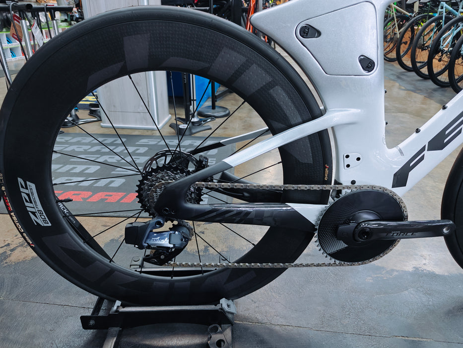 Felt IA FRD 2.0 SRAM Force D1 eTap AXS 1X Powermeter ZIPP 404/808 Firecrest Wheels