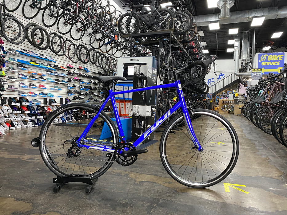 Fuji Sportif 2.5 Shimano Tourney 7 Speed - Electric Blue