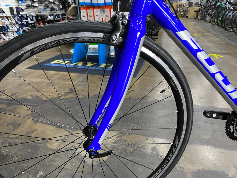 Fuji Sportif 2.5 Shimano Tourney 7 Speed - Electric Blue