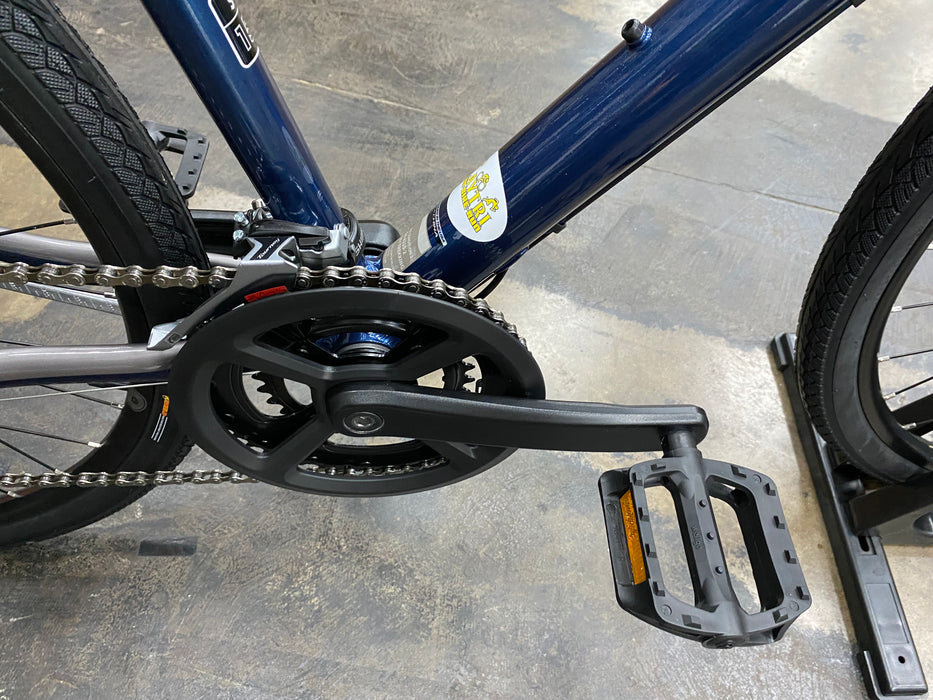 Fuji Absolute 1.9 Disc Shimano Tourney 8 Speed - Dark Blue
