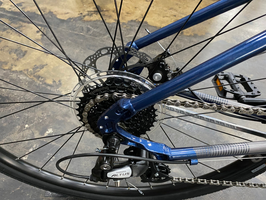 Fuji Absolute 1.9 Disc Shimano Tourney 8 Speed - Dark Blue
