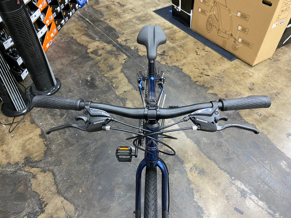 Fuji Absolute 1.9 Disc Shimano Tourney 8 Speed - Dark Blue