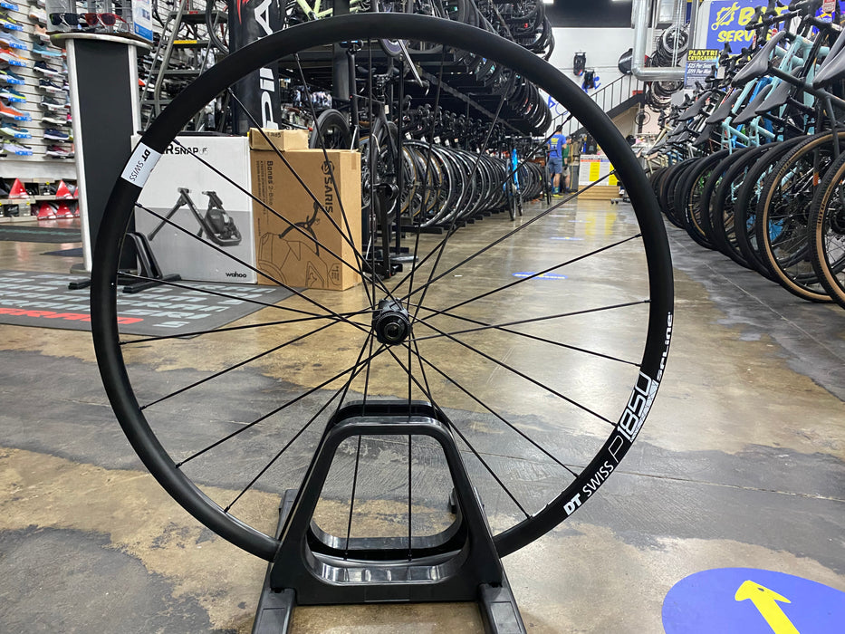 DT Swiss P1850 Spline Tubeless Ready Disc Brake Wheelset DEMO