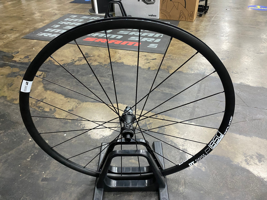 DT Swiss P1850 Spline Tubeless Ready Disc Brake Wheelset DEMO
