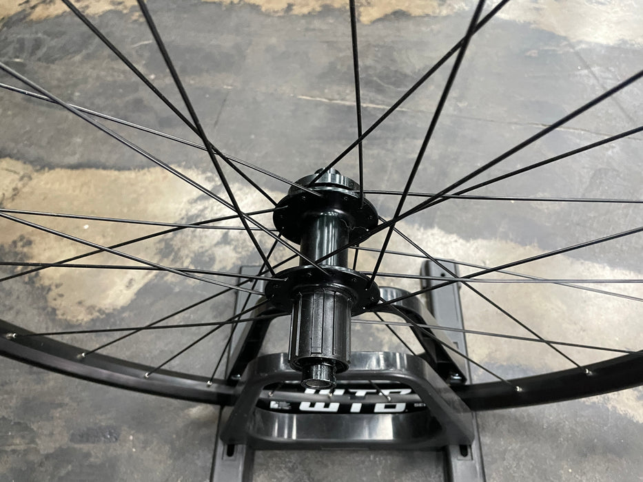 WTB Serra i23 Wheelset 700c Tubeless Ready 12x100mm/12x142mm Thru Axle 6-Bolt Disc DEMO