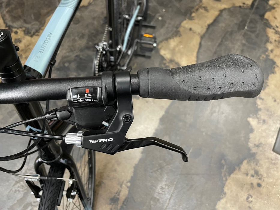 Fuji Absolute 2.1 Shimano Tourney - Black