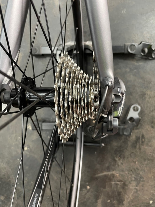 Felt IA 10 Rim Brake Ultegra Di2 11 Speed - Silver/Gray/Black