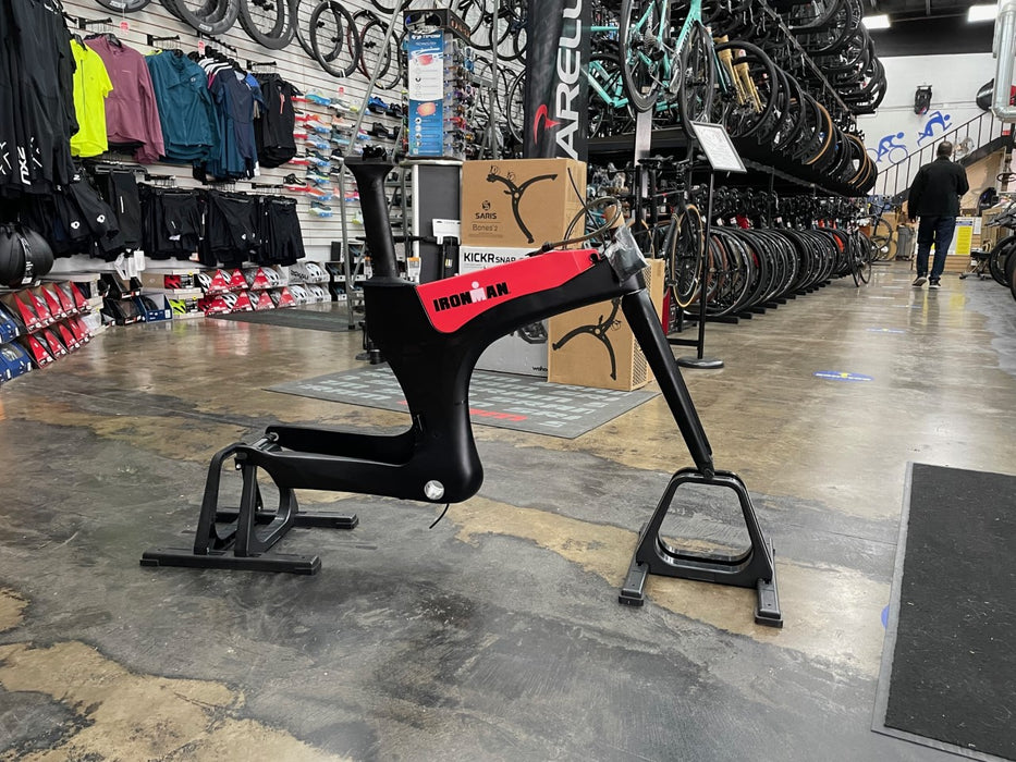 Ventum Z Frameset - Black/Red